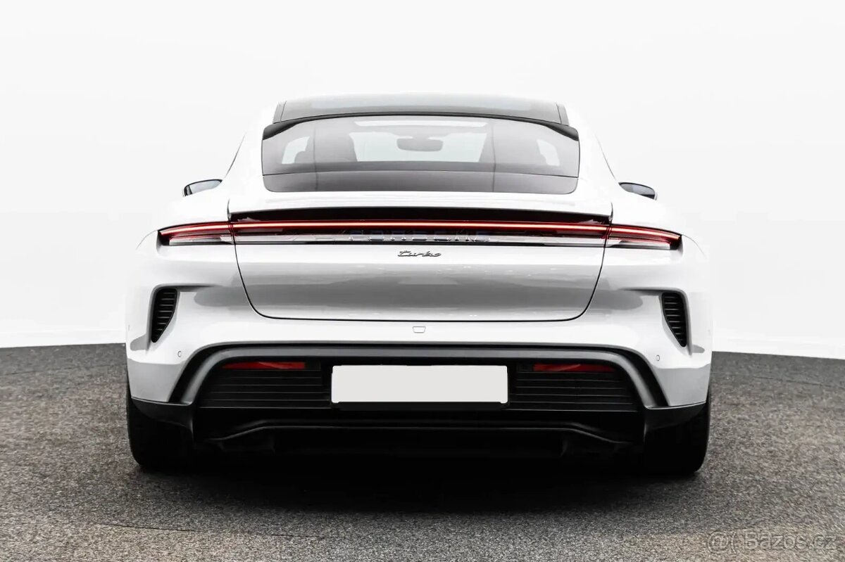 Porsche Taycan - 5