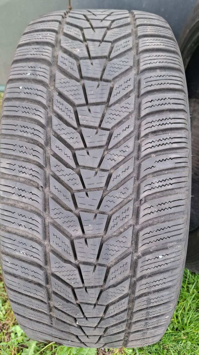 Hankook WINTER ICEPT EVO3, 235/45 R18 M+S - 5