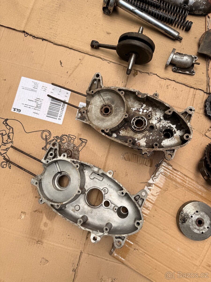 Jawa Pionýr motor dily - 5