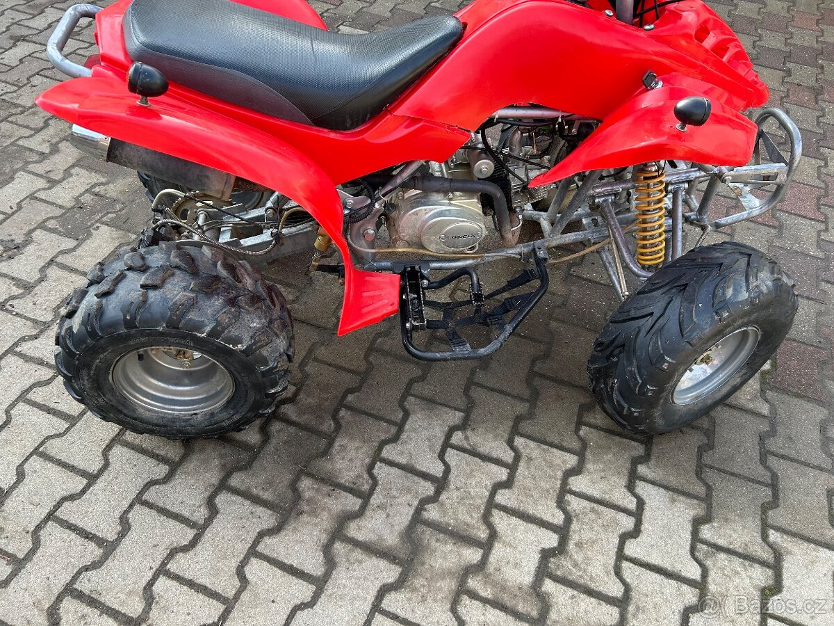 Čtyřkolka 110CCM ,jako nová,v hezkém stavu