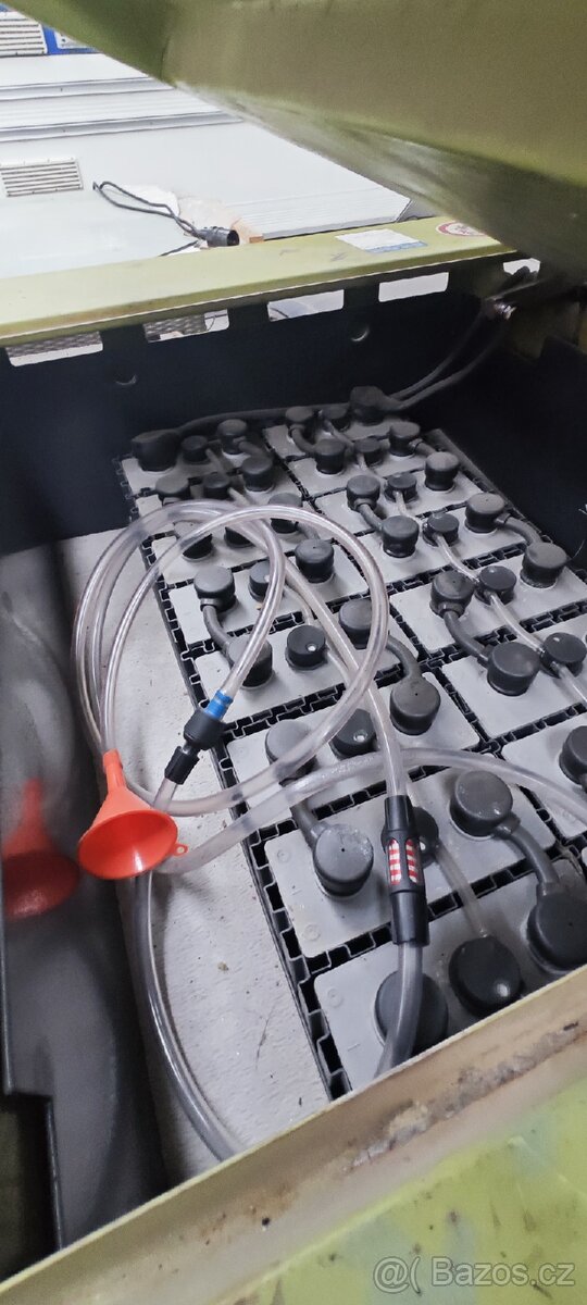 VZV Clark 2t bateriový - 5