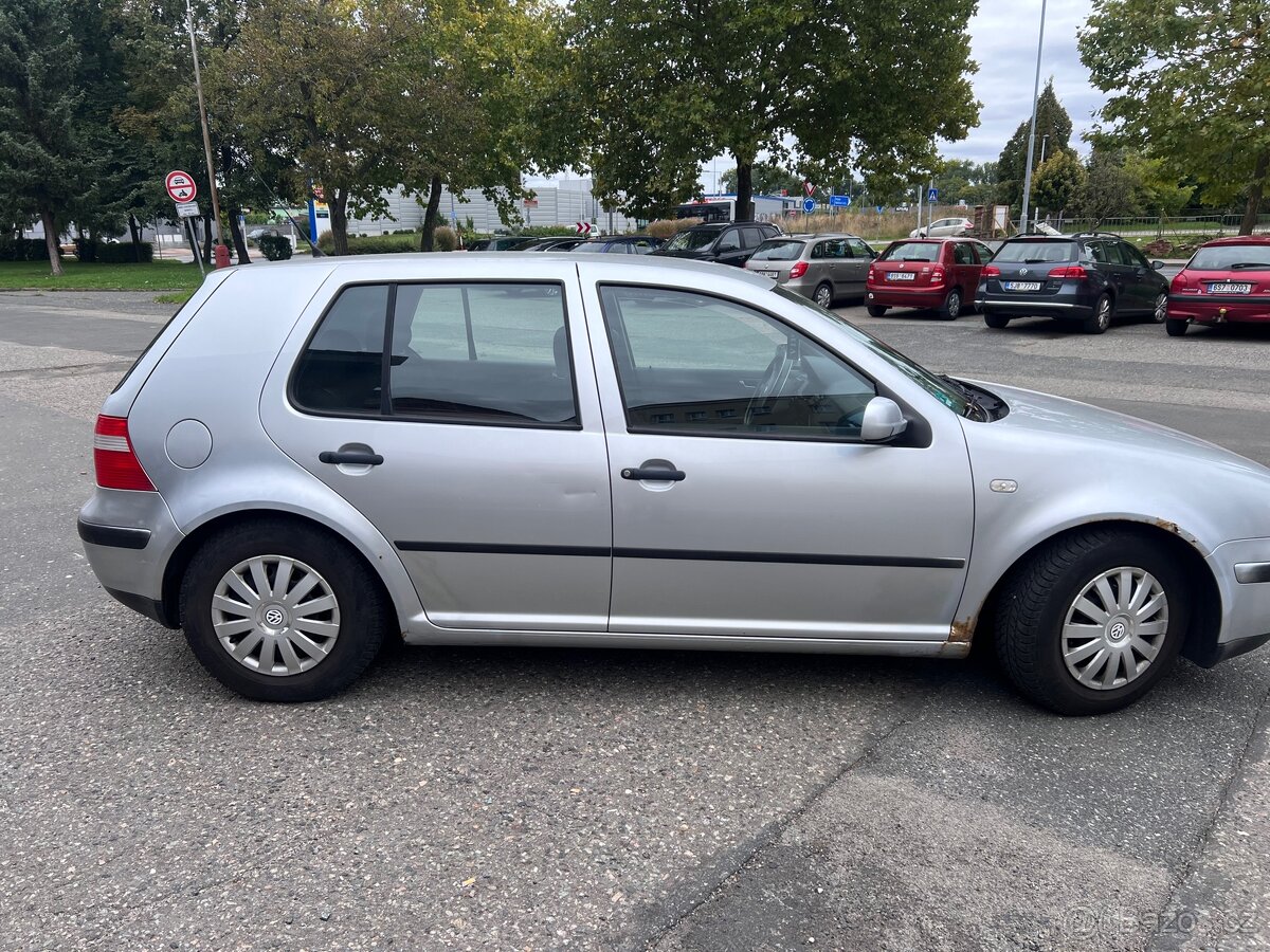 Golf IV. 1.4 - 55kw - benzin - 5