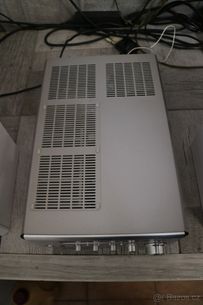 Receiver Yamaha RX-E410 + repra NX-E700 - 5