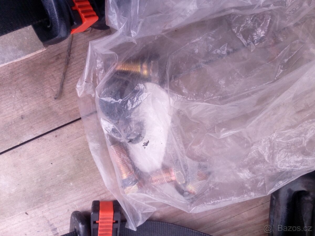 Transporter, Caravelle, Multivan T4 přední pásy - 5