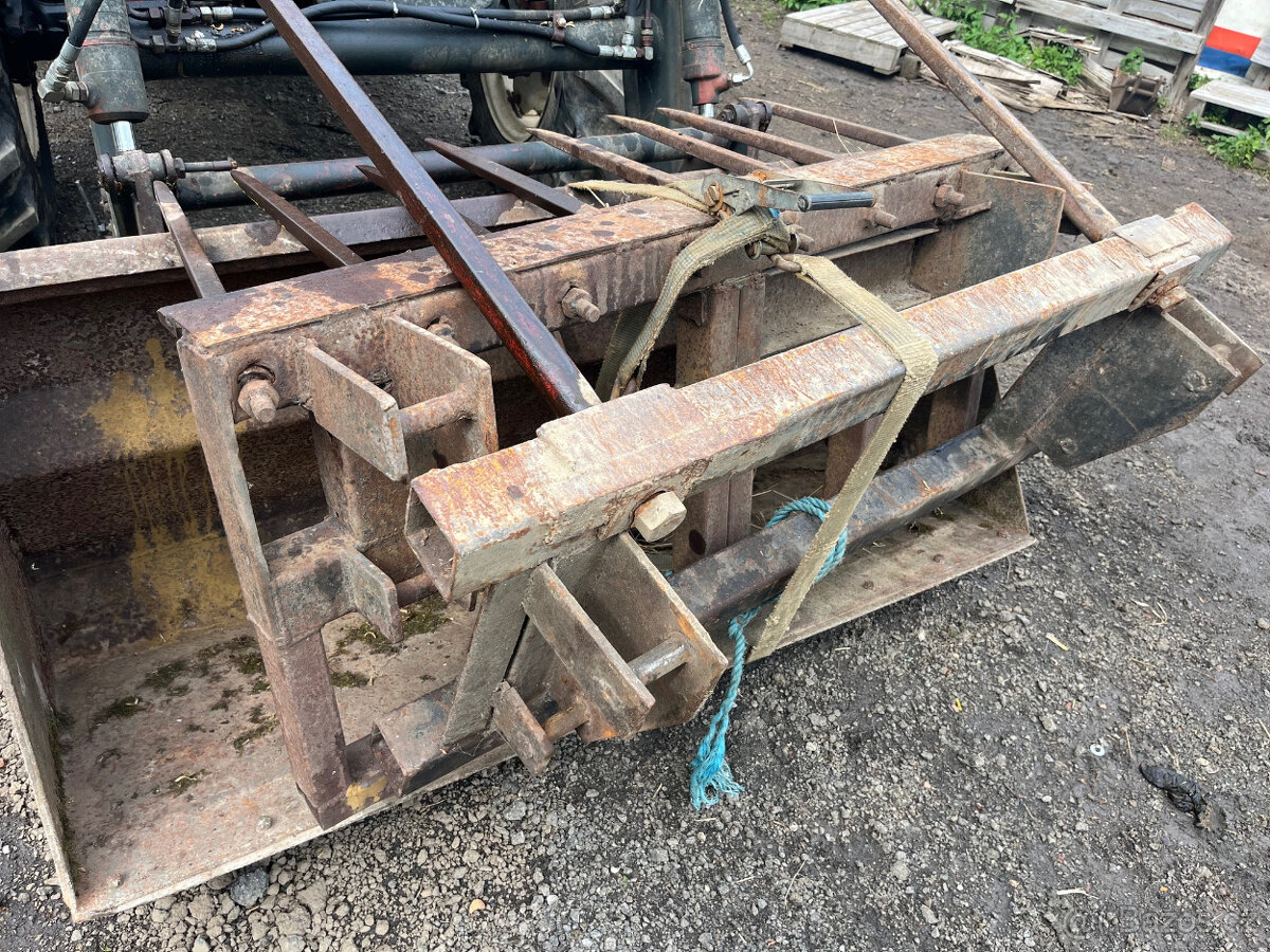 Zetor 5340 s čelním nakladačem s SPZ - 5