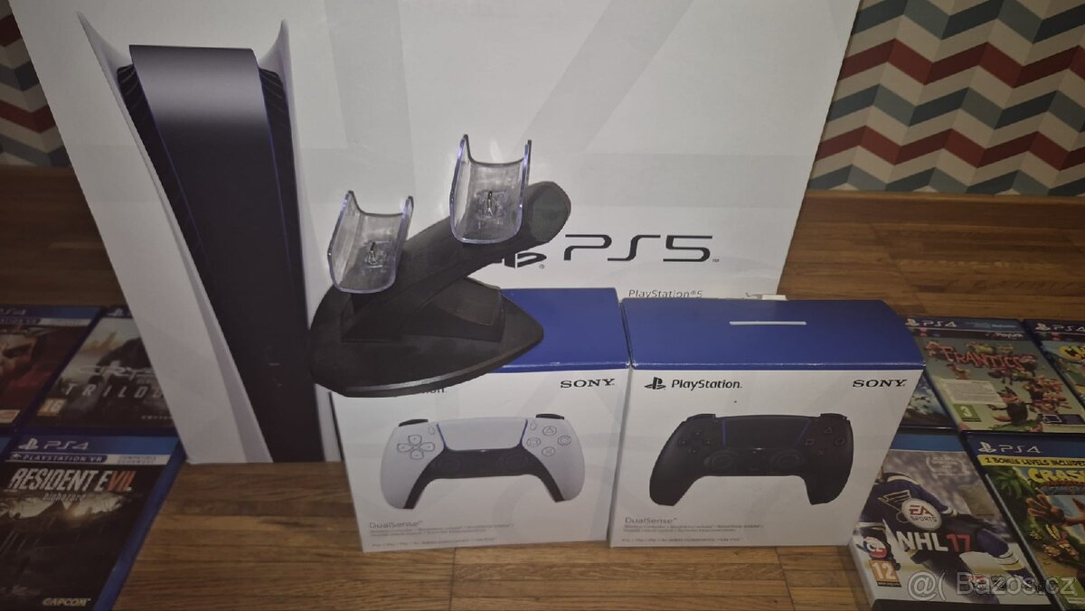 PlayStation PS5 s mechanikou + další příslušenství - 5
