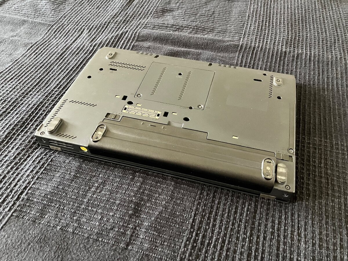 Lenovo ThinkPad X230i - v dobrém stavu - 5