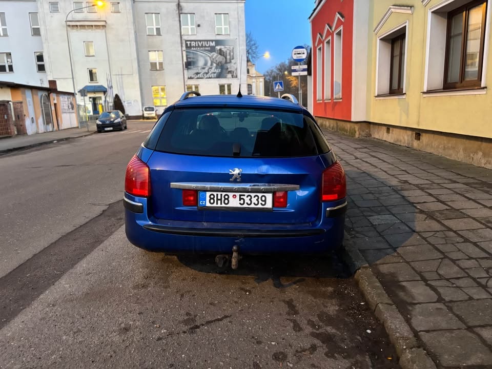 Peugeot 407 sw 2.2 benzin - 5