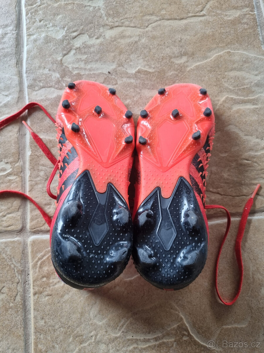 Kopačky Adidas Predator 36 a 2/3 - 5
