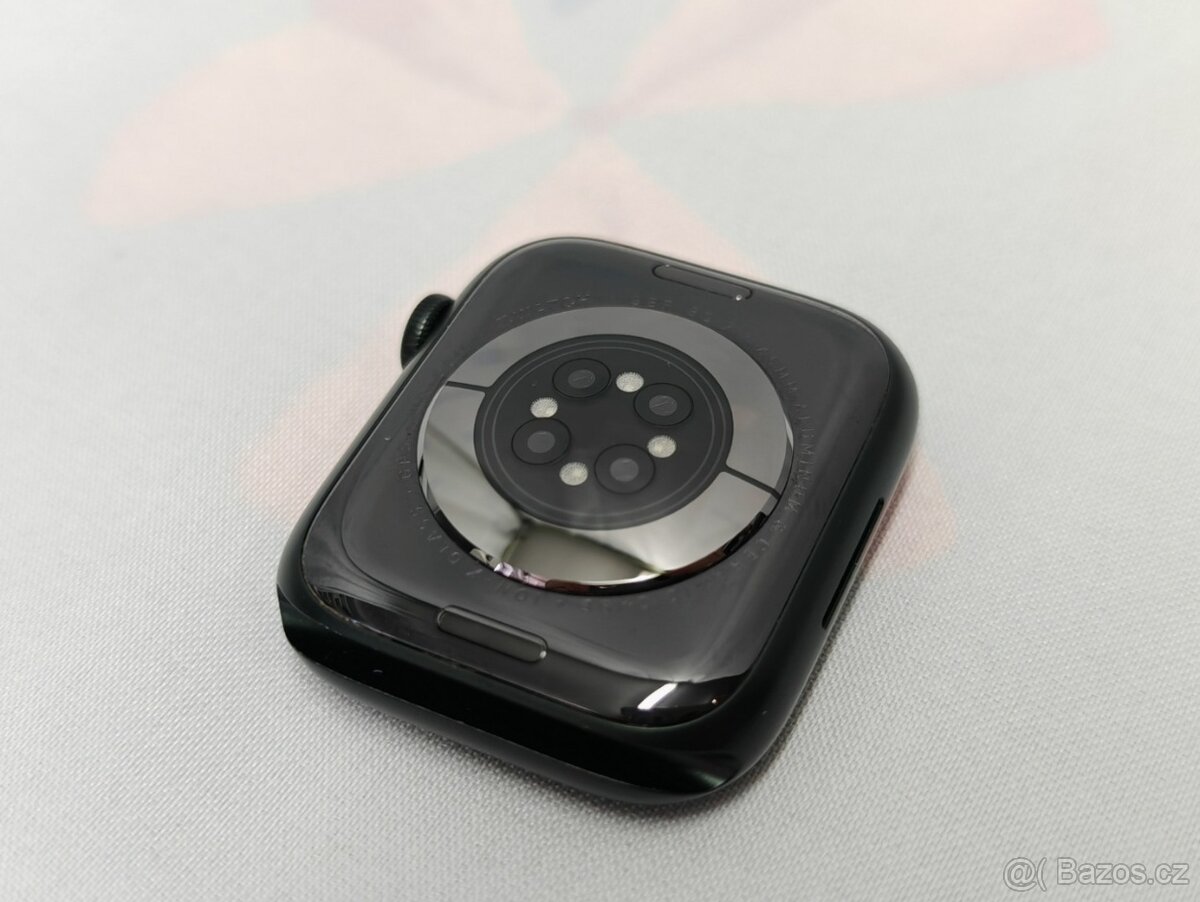 Apple Watch Series 7 45mm - 5
