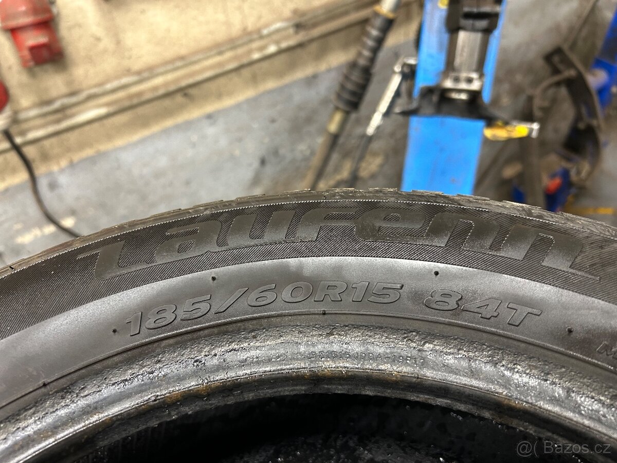 185/60 R15 zimní sada pneu - 5