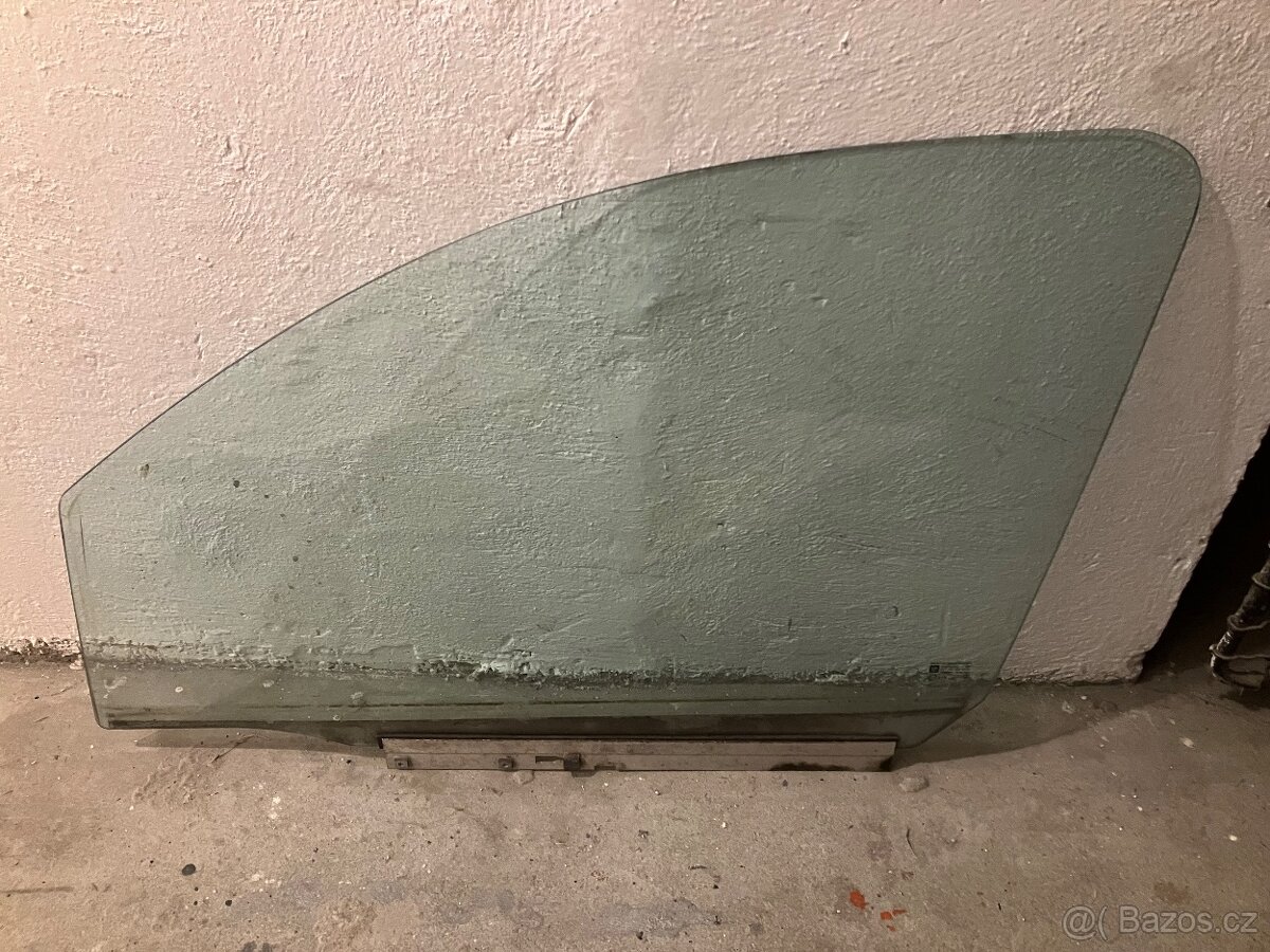 Opel Combo C, sklo zadních dveří, díly - 5