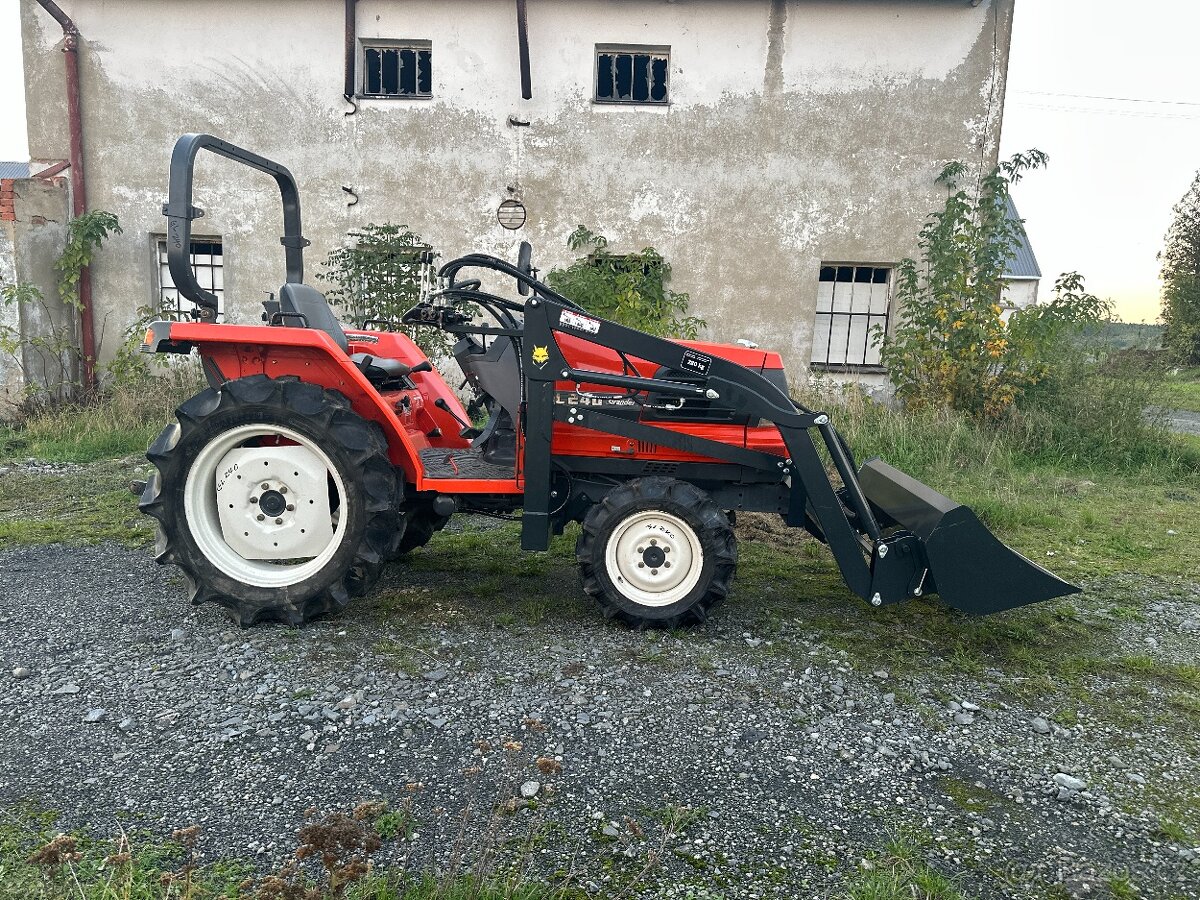 KUBOTA GL240 s nakladačem - 5