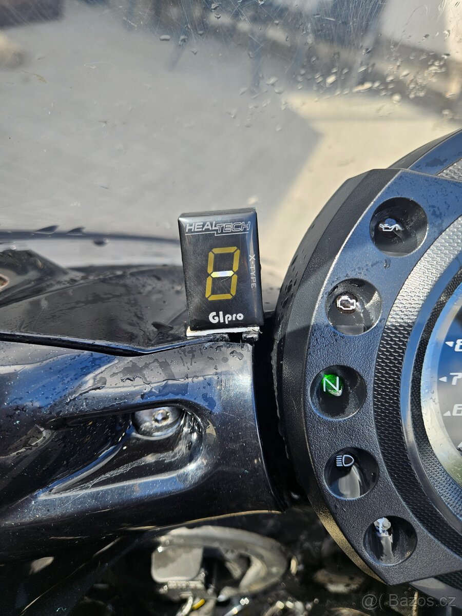 Yamaha FZS 600 Fazer - 5