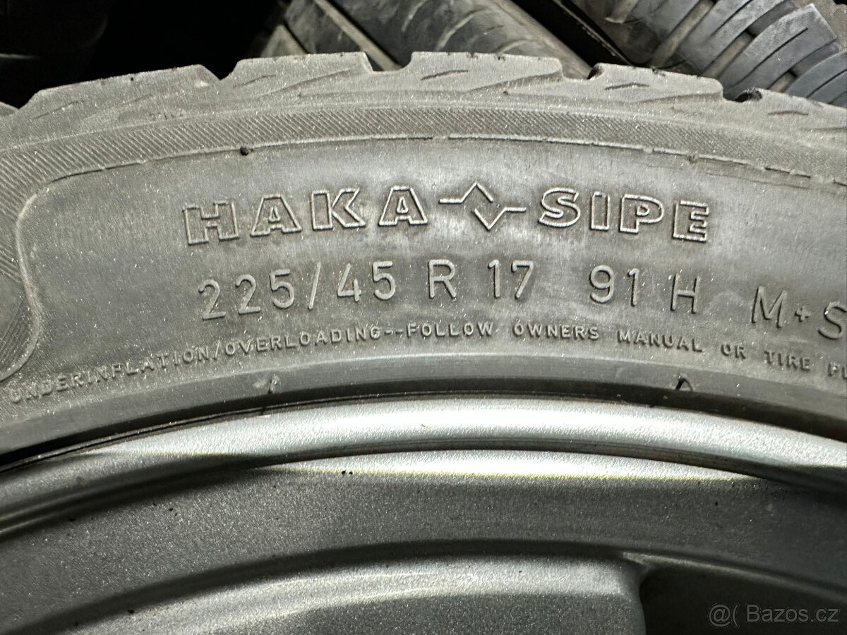 Prodám BMW kola 5x120 7,5jx17H2 et24 - 5