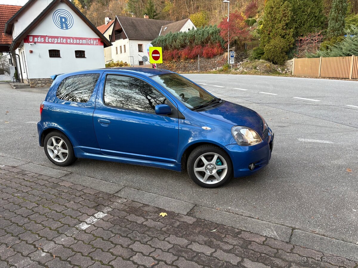 Toyota Yaris TS 1.5 VVTi - 5