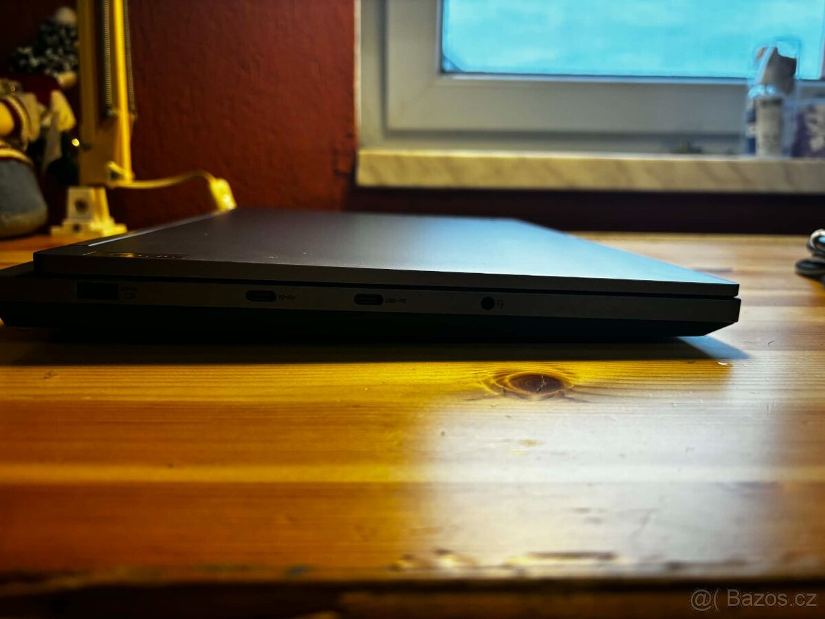 Lenovo Legion 5 / i7-14650HX / RTX 4060 8GB / 32GB DDR5 / 1T - 5