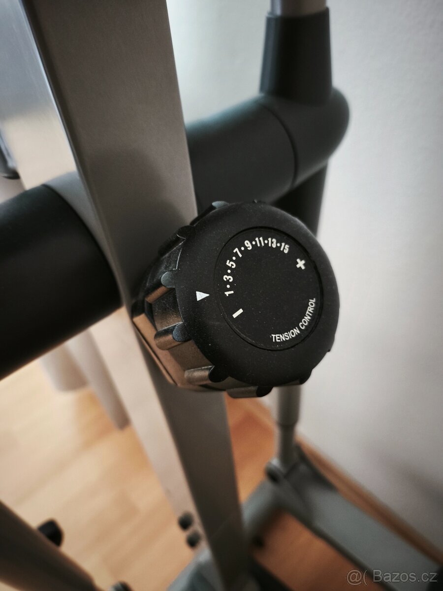 Eliptický trenažér HouseFit - magnetický - 5