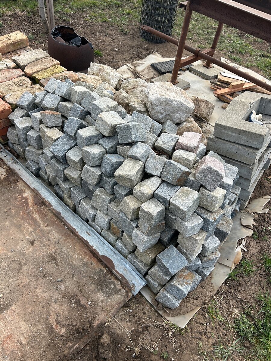 Žulové kostky cca 200ks. - 5