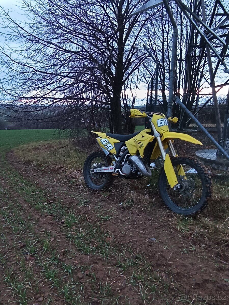 Suzuki rm125