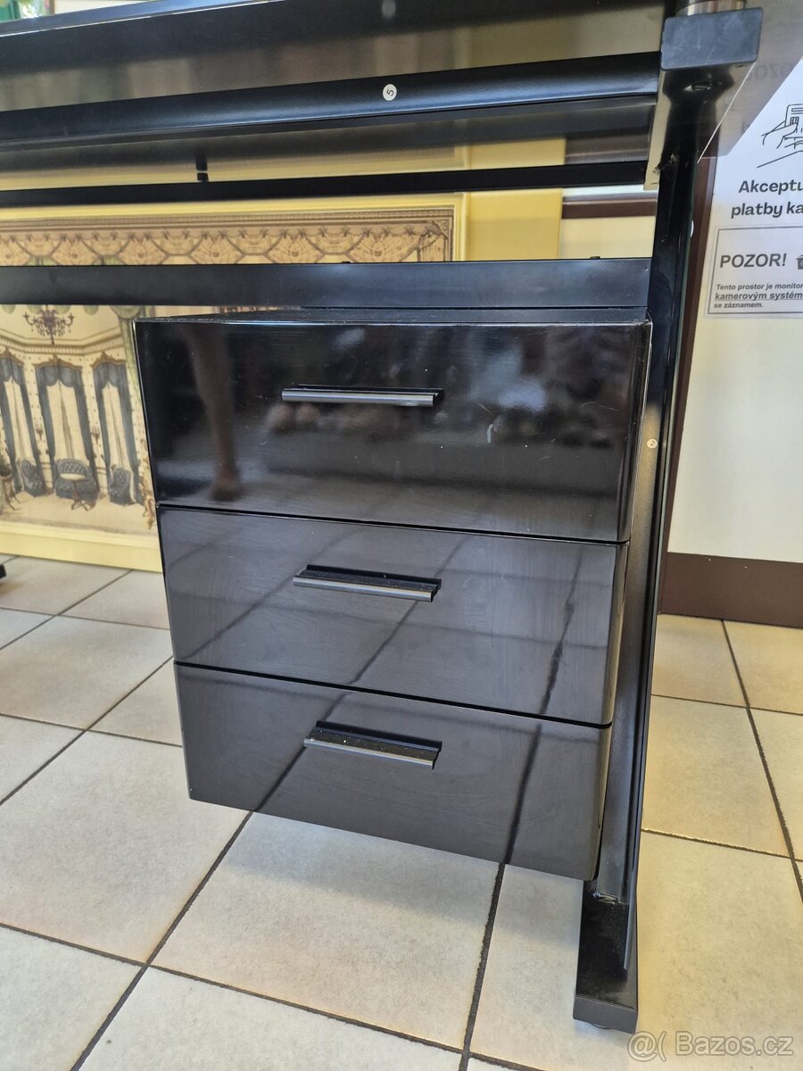 Pracovní stůl se skleněnou deskou - 5