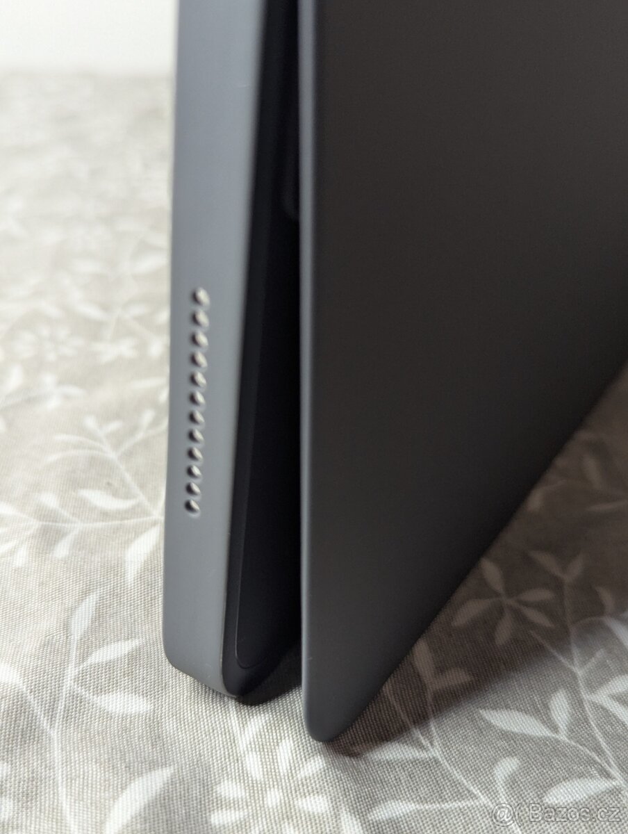 Logitech Combo Touch pouzdro DE klávesnicí pro iPad Air 13 - 5