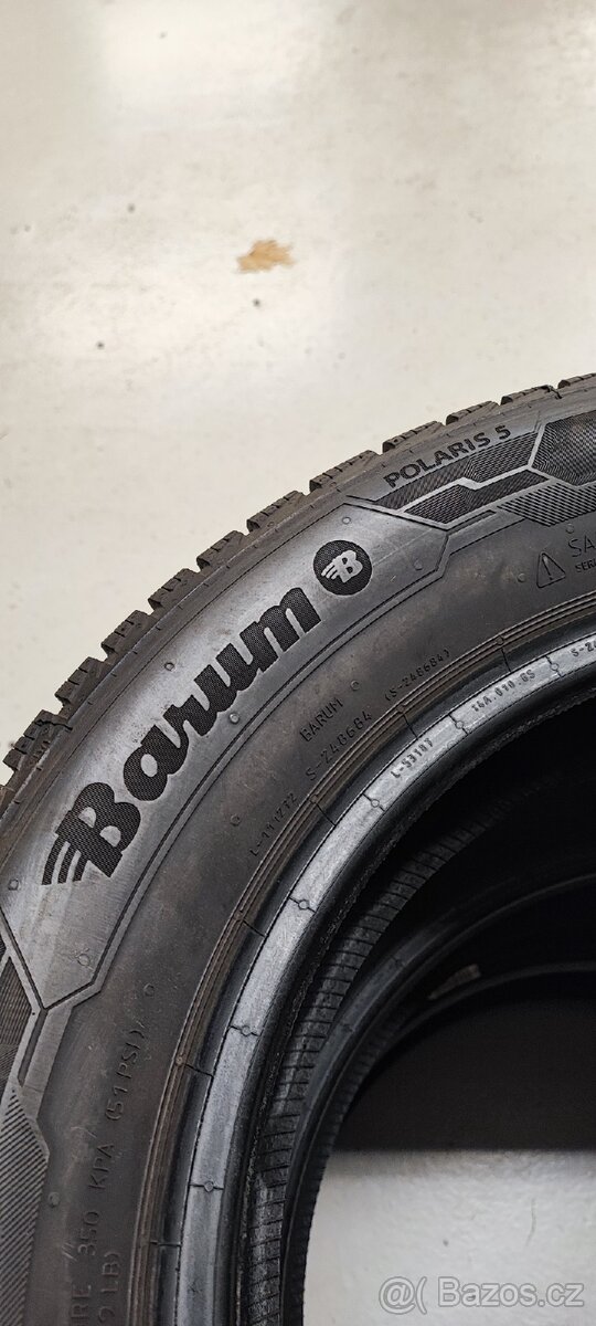Jako nové 205/60/16 Barum Polaris 5, DOT 2422, 9.0-8.5mm - 5