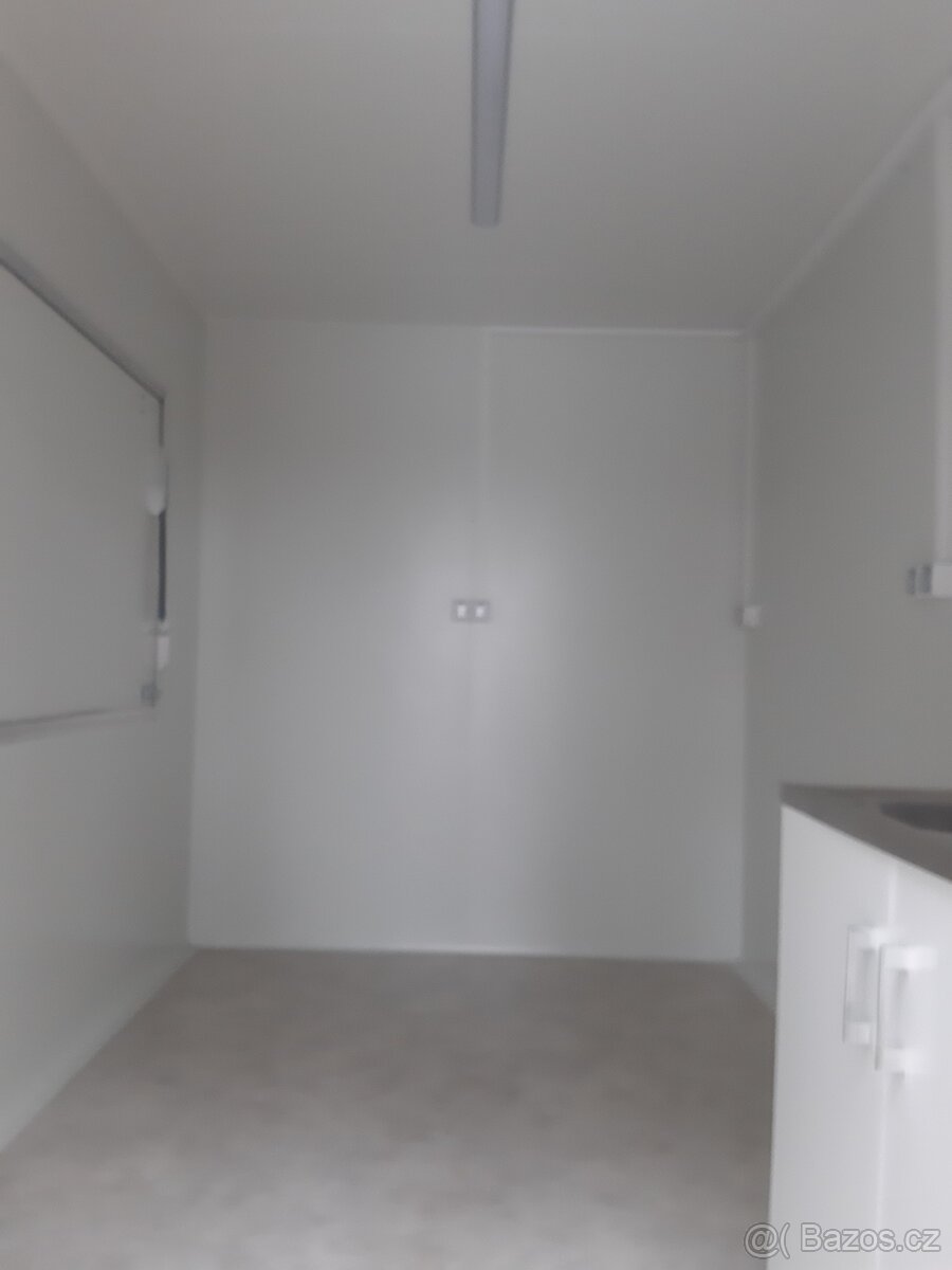 Gastro stánek včetně el rozvodů + dřezu baterie - 5