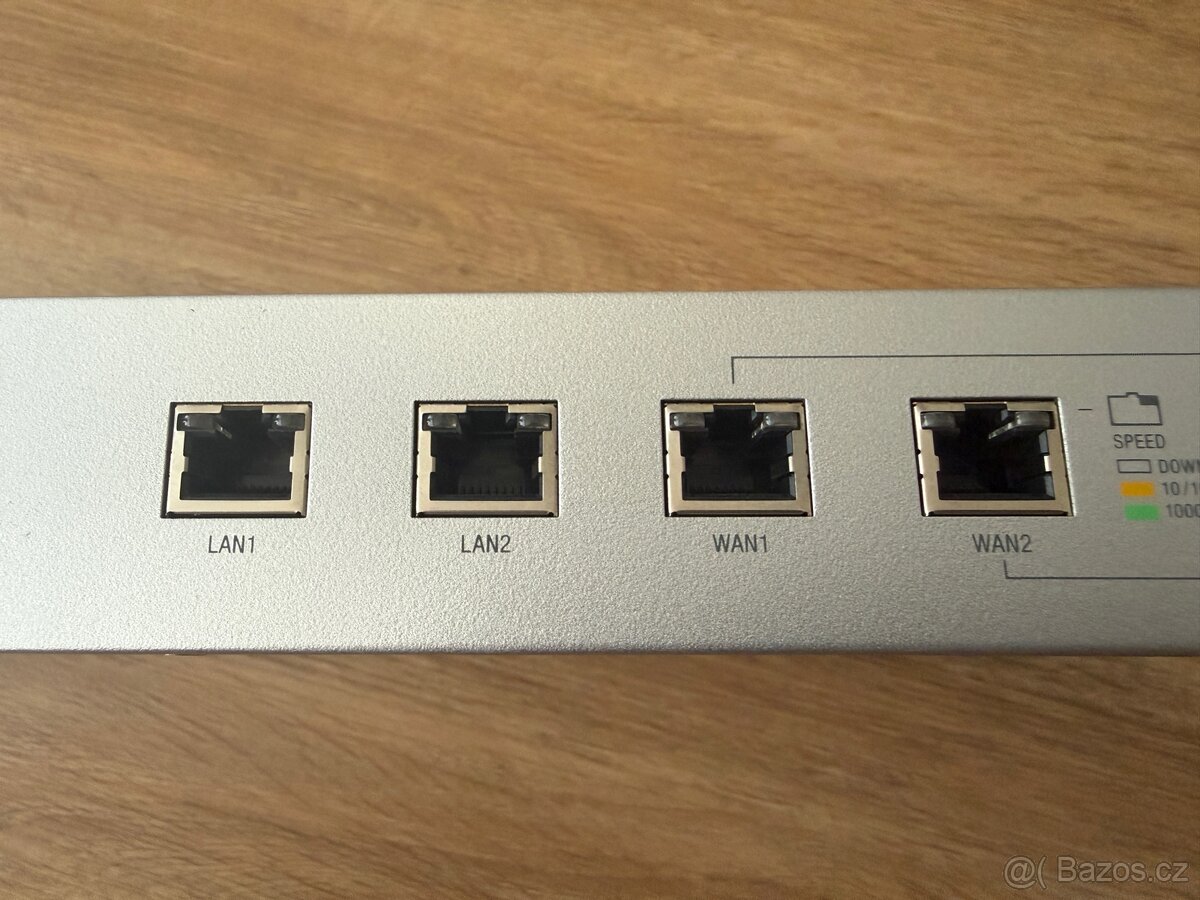 Unifi Security Gateway USG-Pro-4 - 5