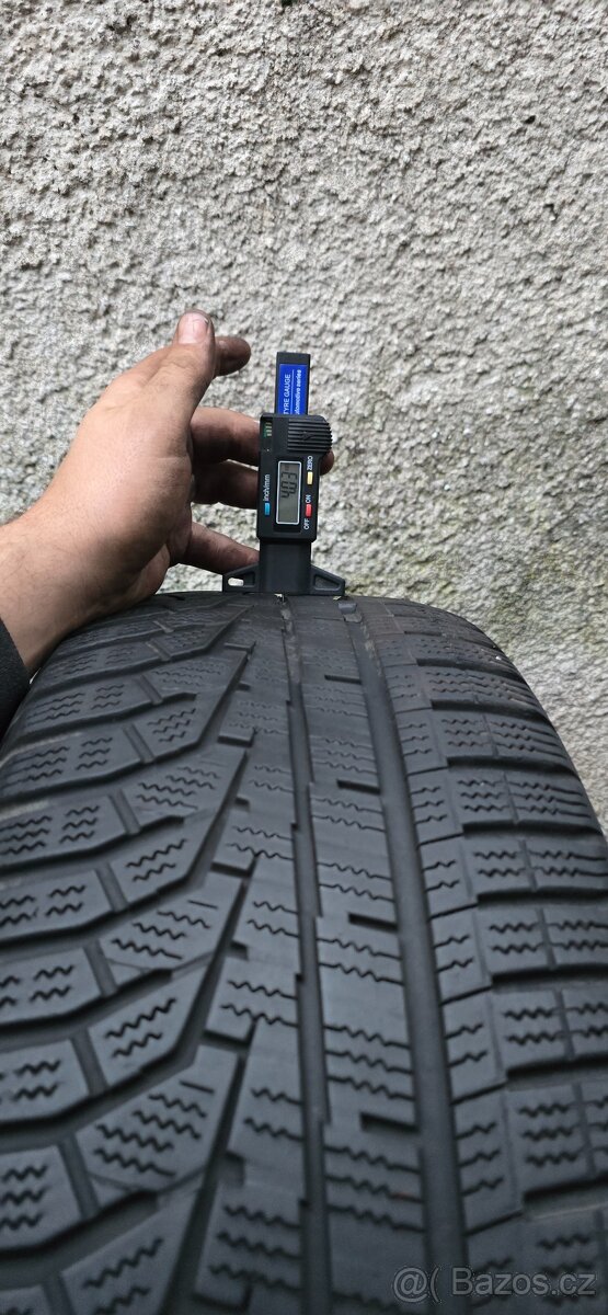 215/60/16 Firestone - zimní - pošlu poštou 956. - 5