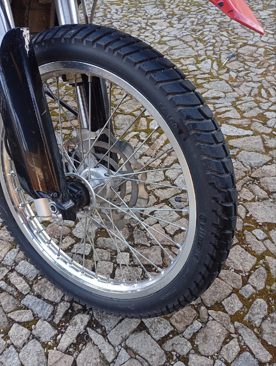Yuki 125i sg - 5