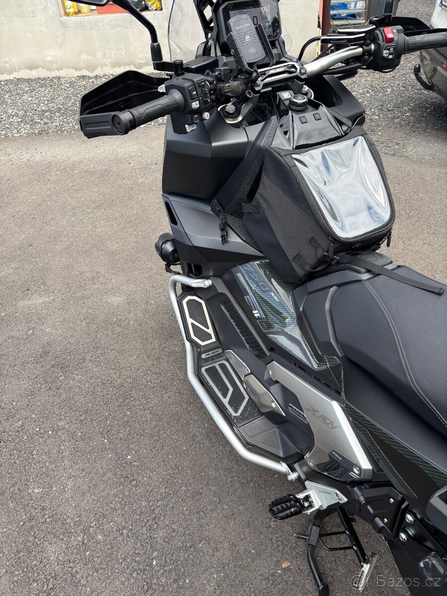 Honda X-ADV 750