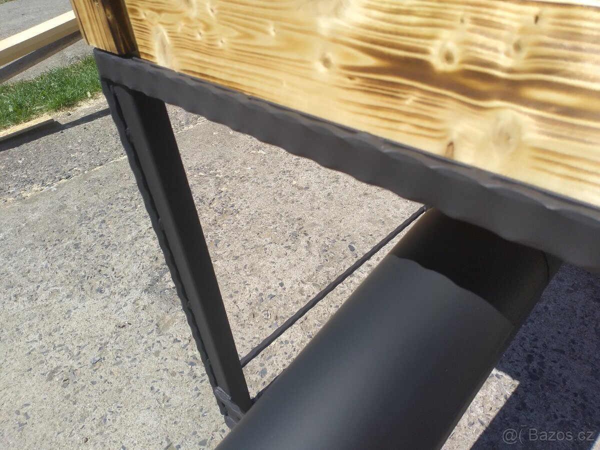 Dřevěná udirna - 5