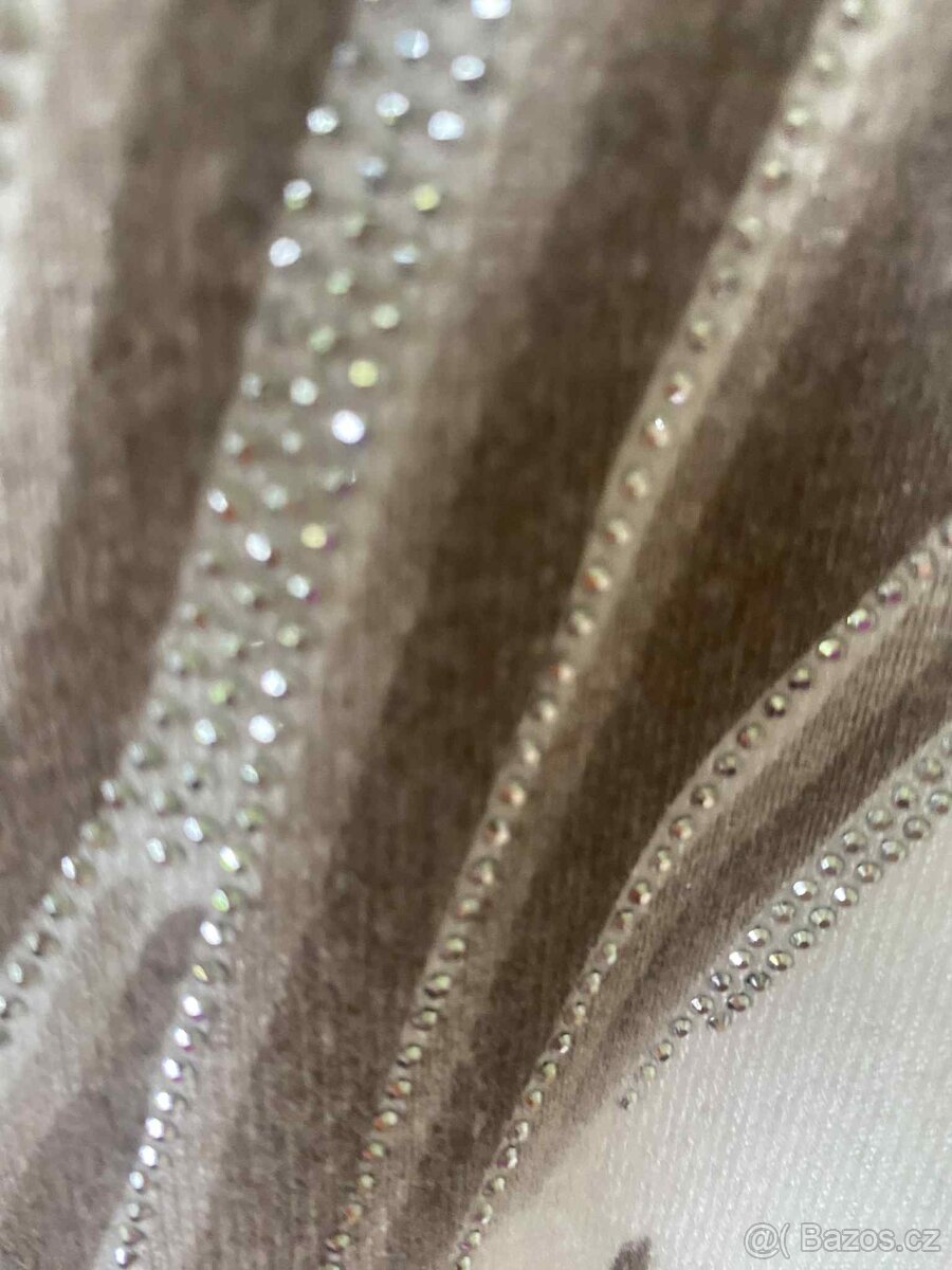 Nový luxusní italský pružný svetřík vel. 50 a více REZERVACE - 5