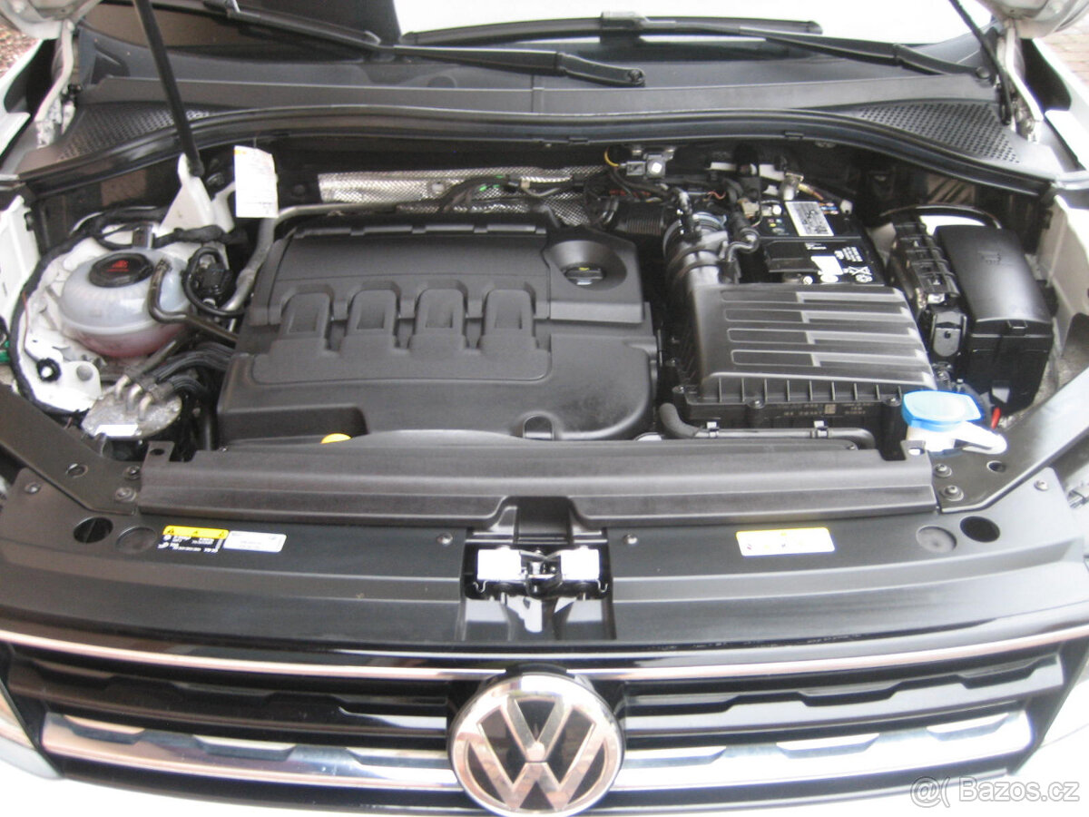 VW TIGUAN 2,0 TDI Highline 4x4 tažné 2x kola ACC DSG LED DPH - 5