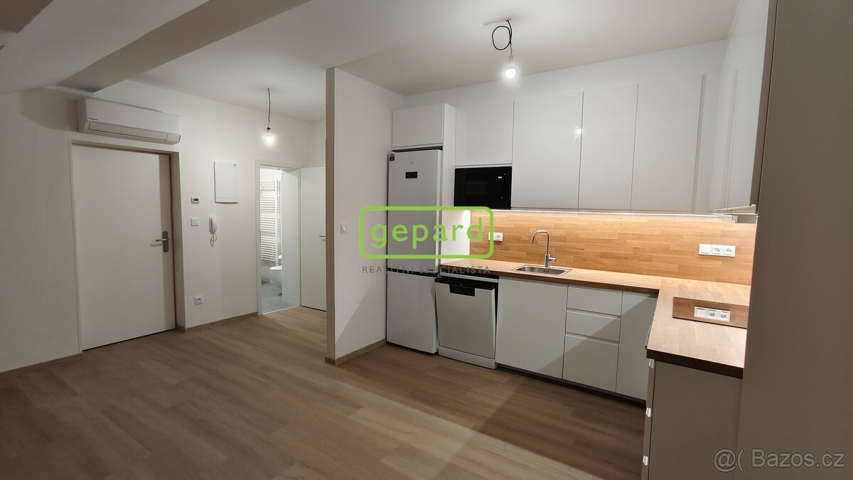 Pronájem podkrovního bytu 2+kk Brno, ulice Nopova - 5