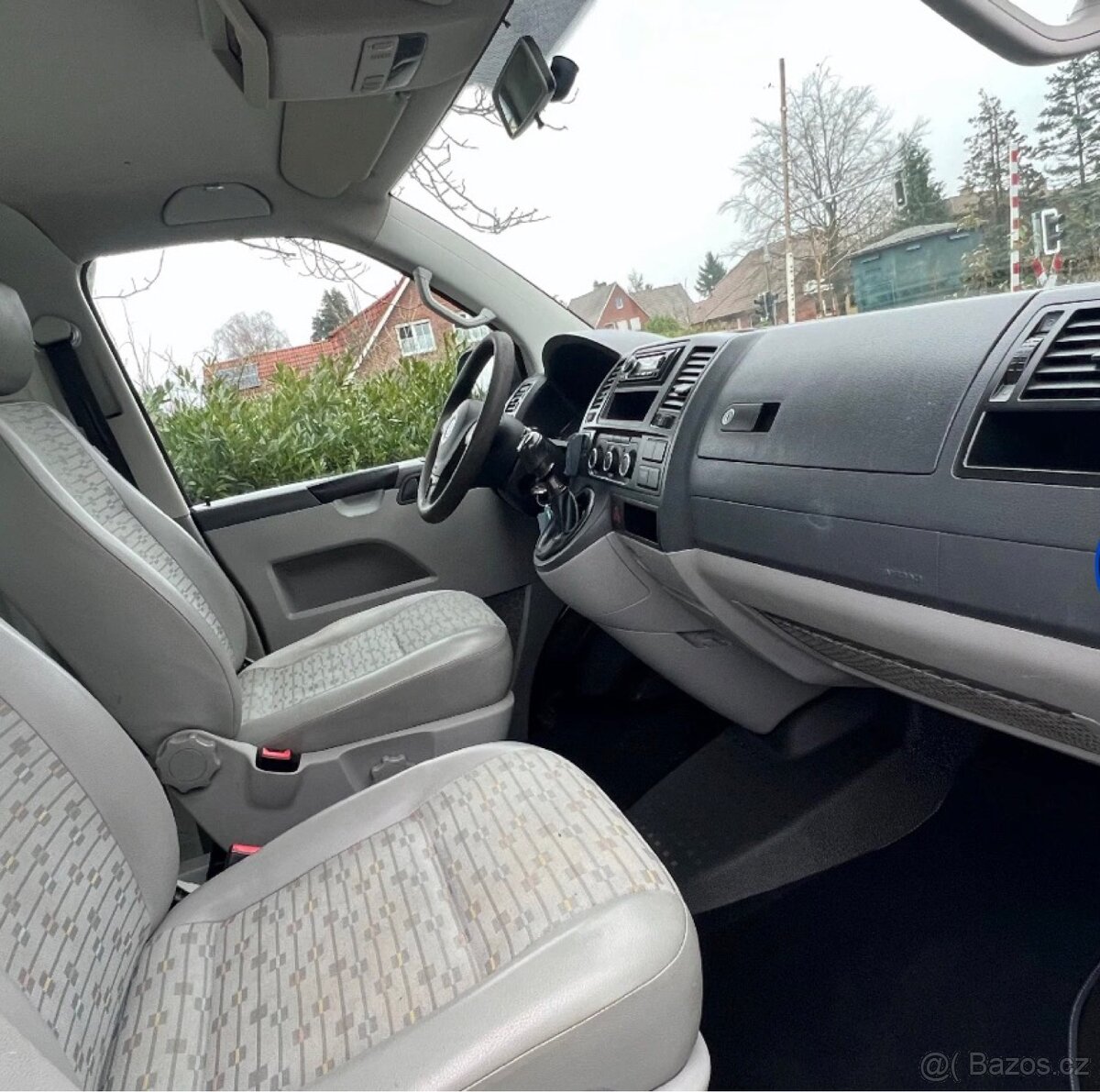 Volkswagen Transporter T5 2.0 TDi - 5