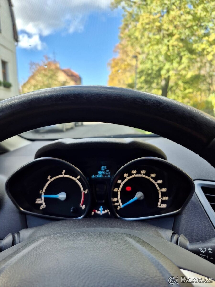 Ford Fiesta 1.5 TDCi - 5