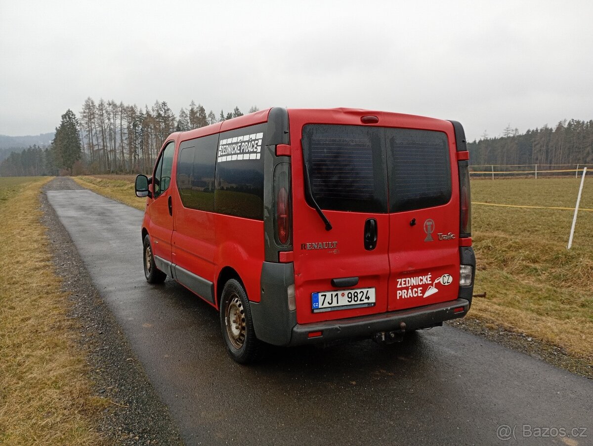 Renault Trafic 1,9 9 míst dph - 5