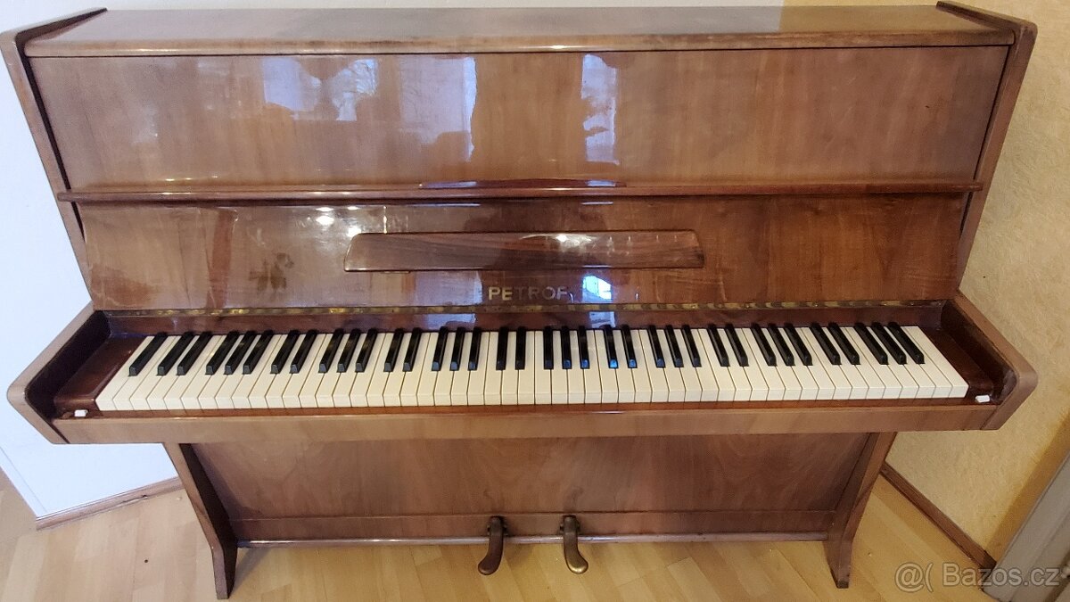 Pianino Petrof - 5