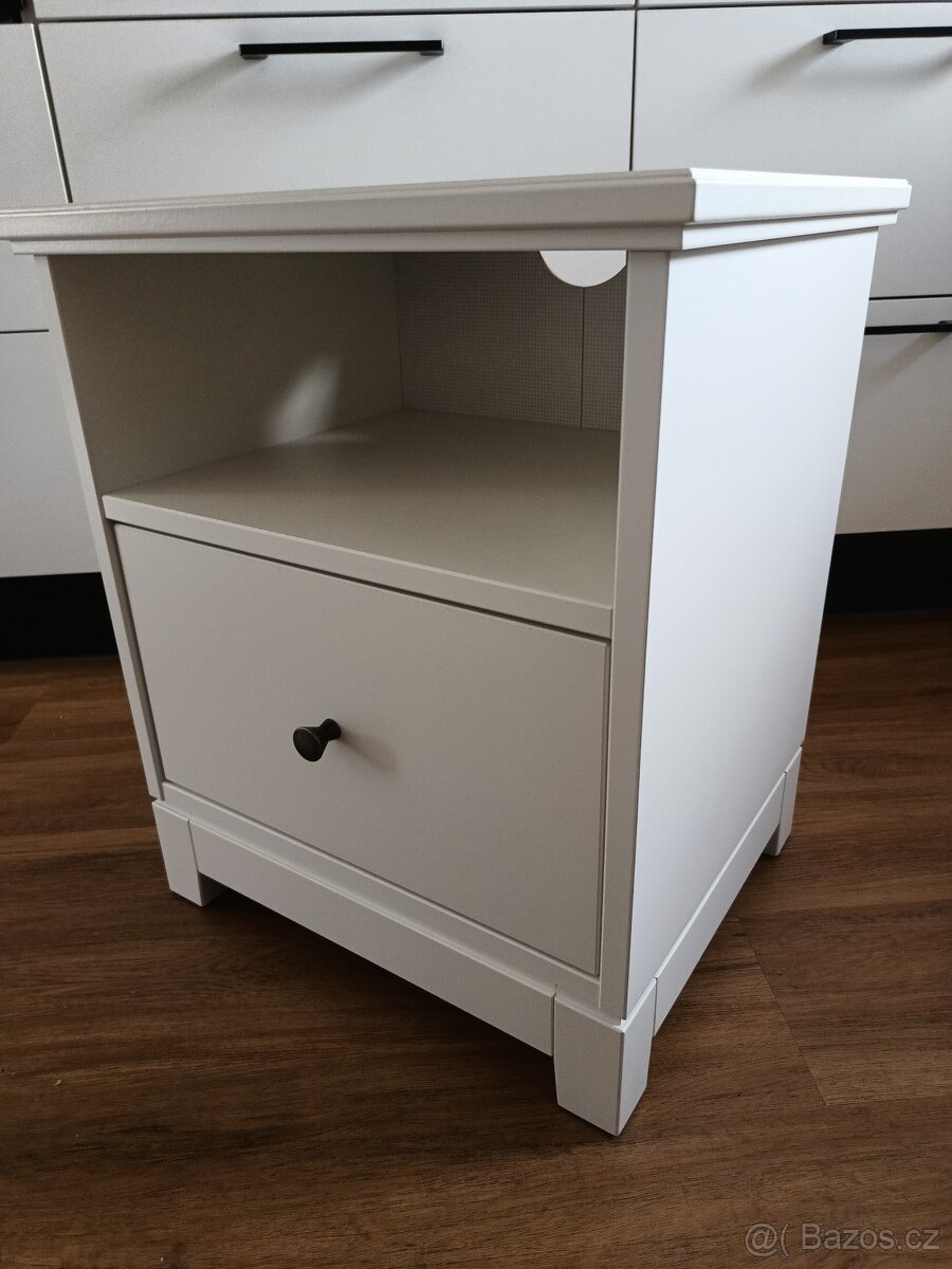 Kvalitní postel s rošty - 5