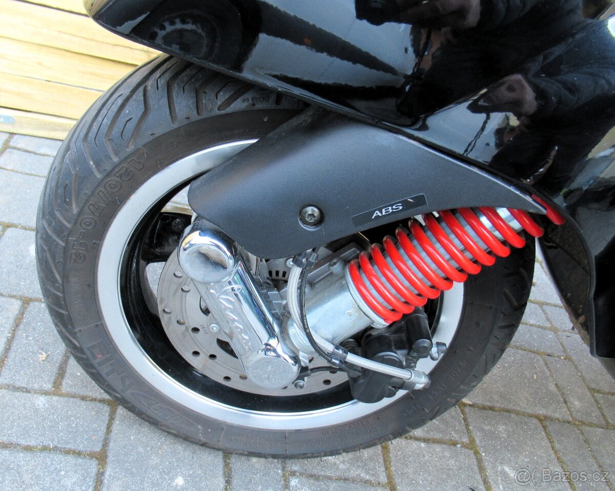 Vespa GTS125 Super - 5