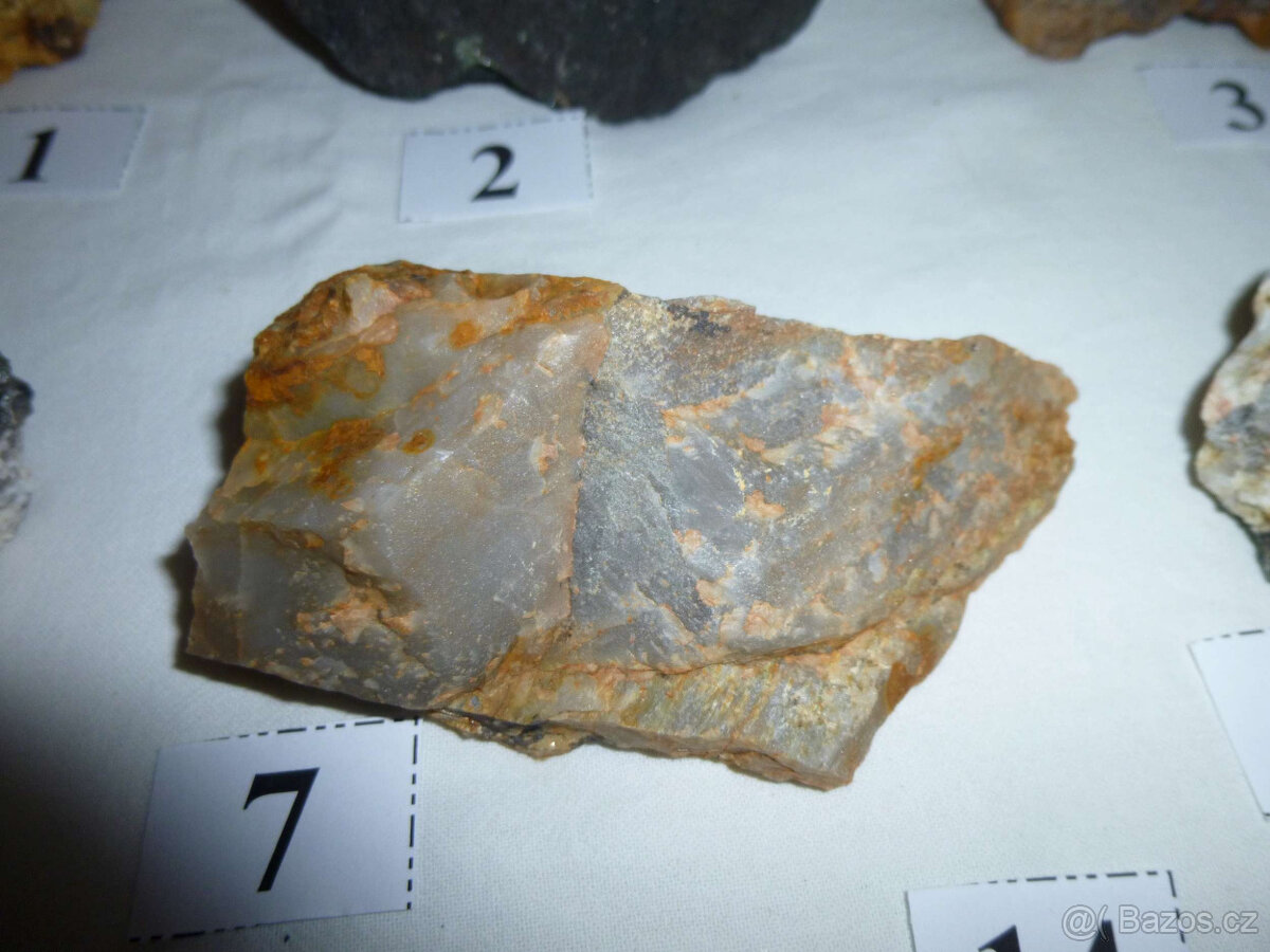 S76 Sbírka minerálů z ČR 25 ks s meteoritem - 5