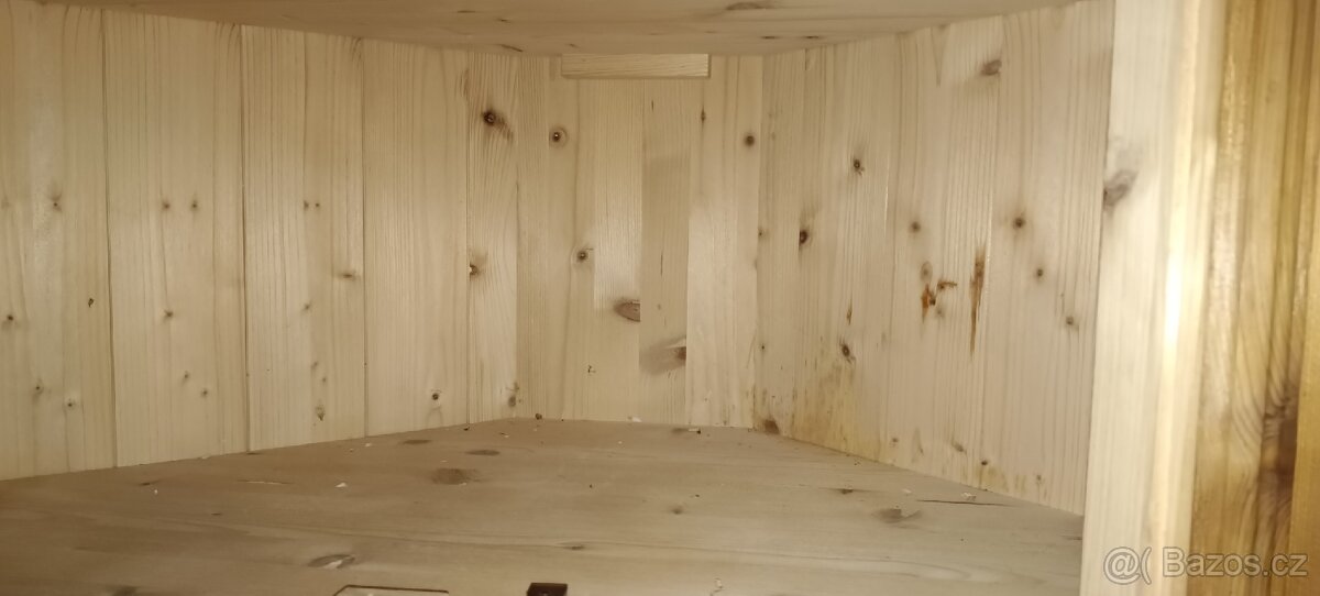 Rohová celodřevěná komoda s vitrínou - 5