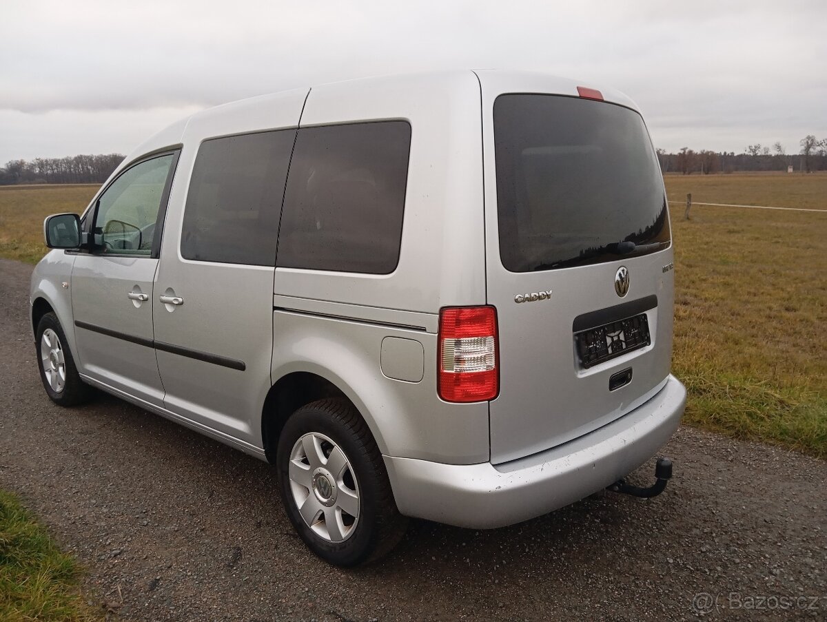 VW Caddy 1.9 Tdi 77kw Life Gewinner, 1.majitelka - 5
