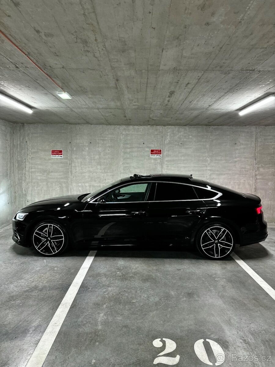 AUDI A5 B9 2.0TFSI 140kw A/T PANO - 5