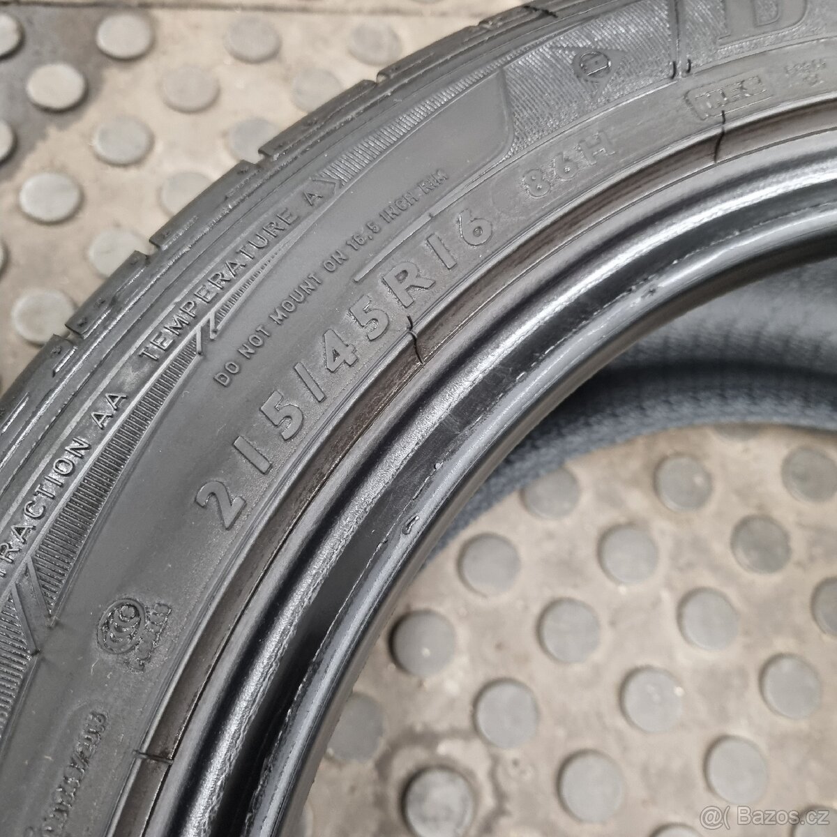 4x Letní 215/45 R16 5mm DUNLOP - 5