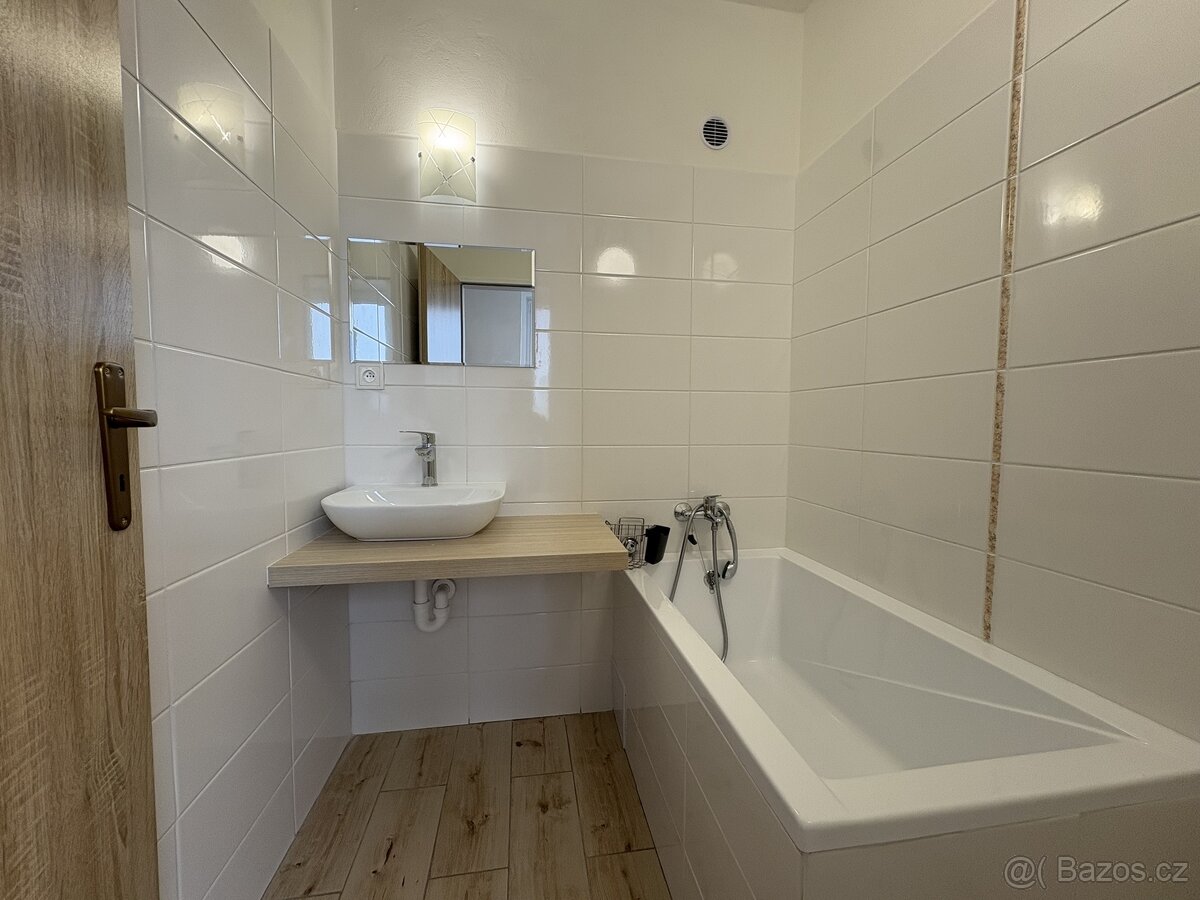 Pronájem, byt 2+1, Mohelnice - 5
