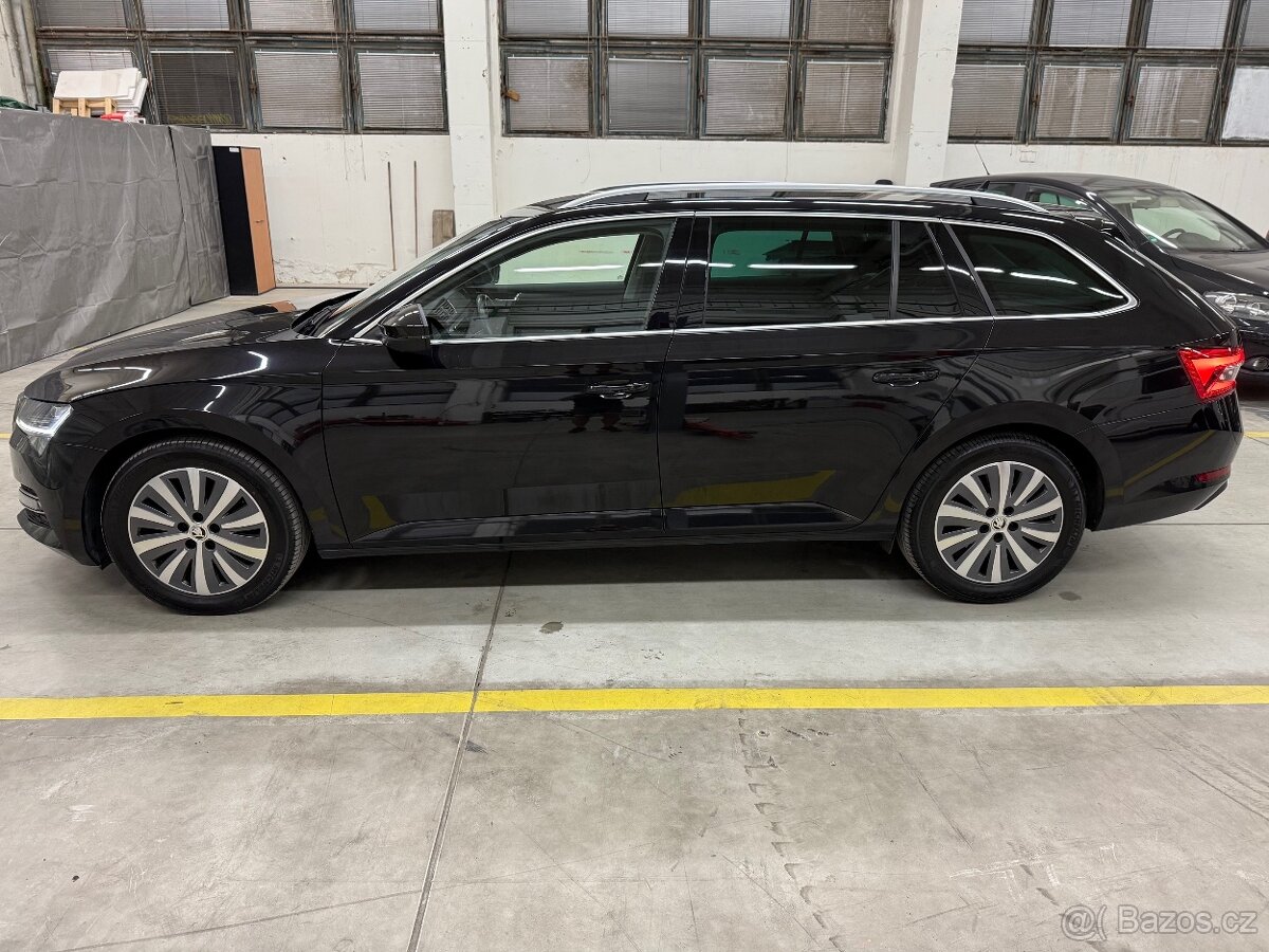 Superb kombi Style Virtual Full led po servisu Top stav -DPH - 5