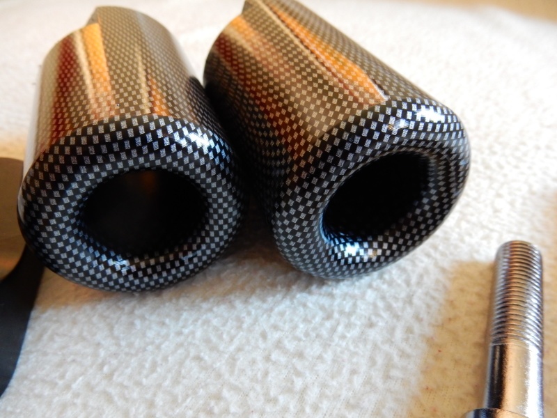 Suzuki gsxr 1000 K1 01 02 padáky - 5